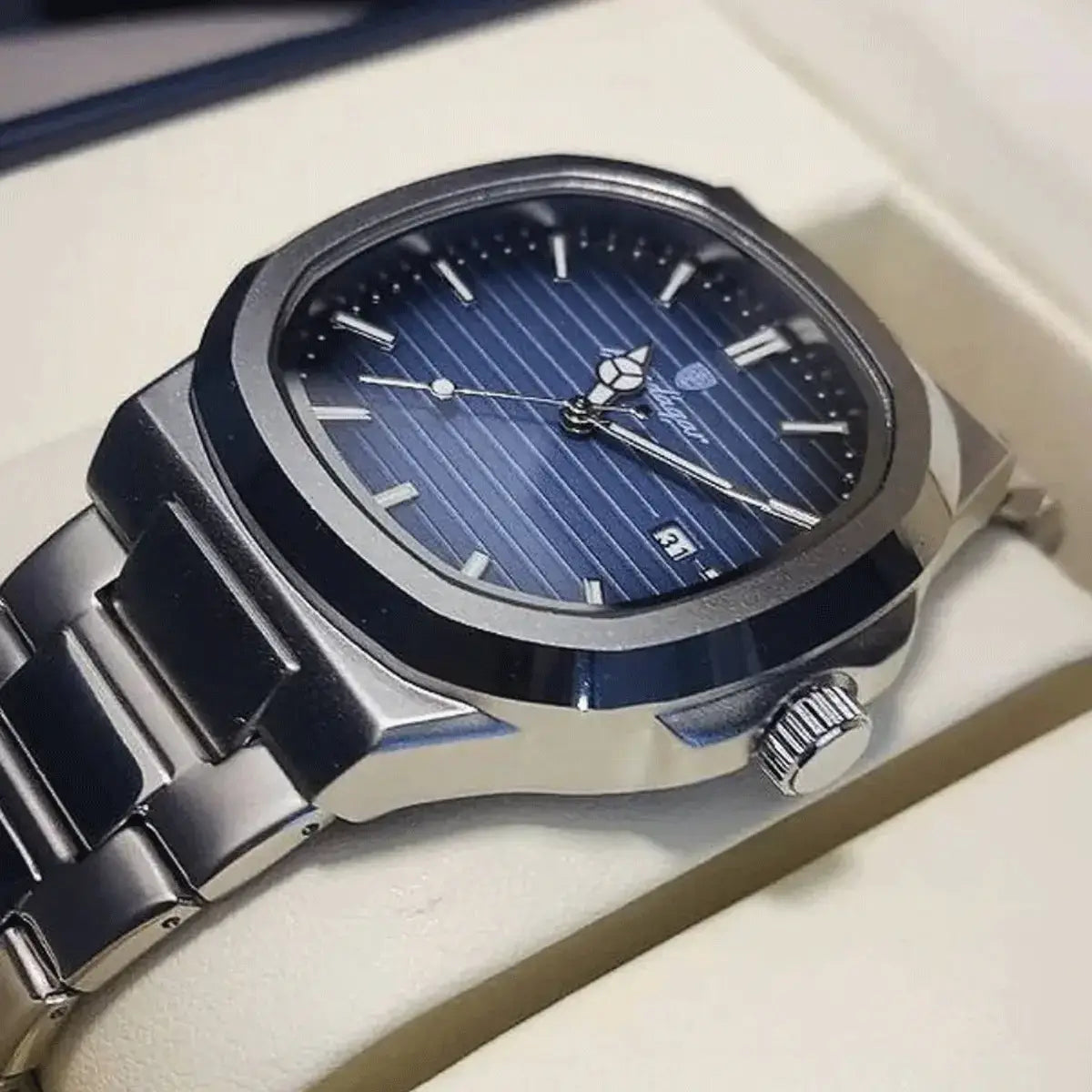 Nautilus™ Deluxe Edition Men's Watch (+ Free Bracelet Kit)